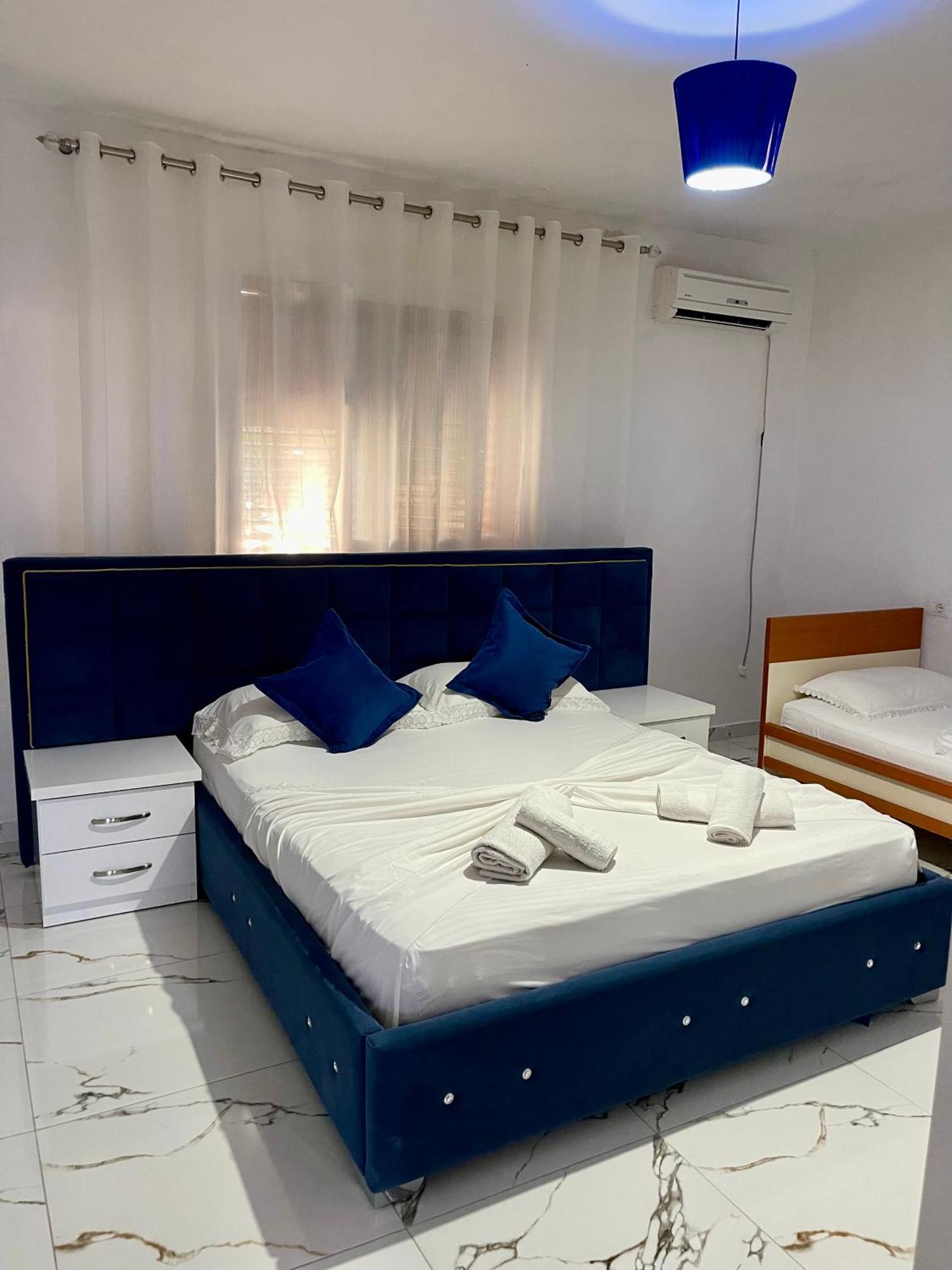 Guest House Dea Vlorë 外观 照片