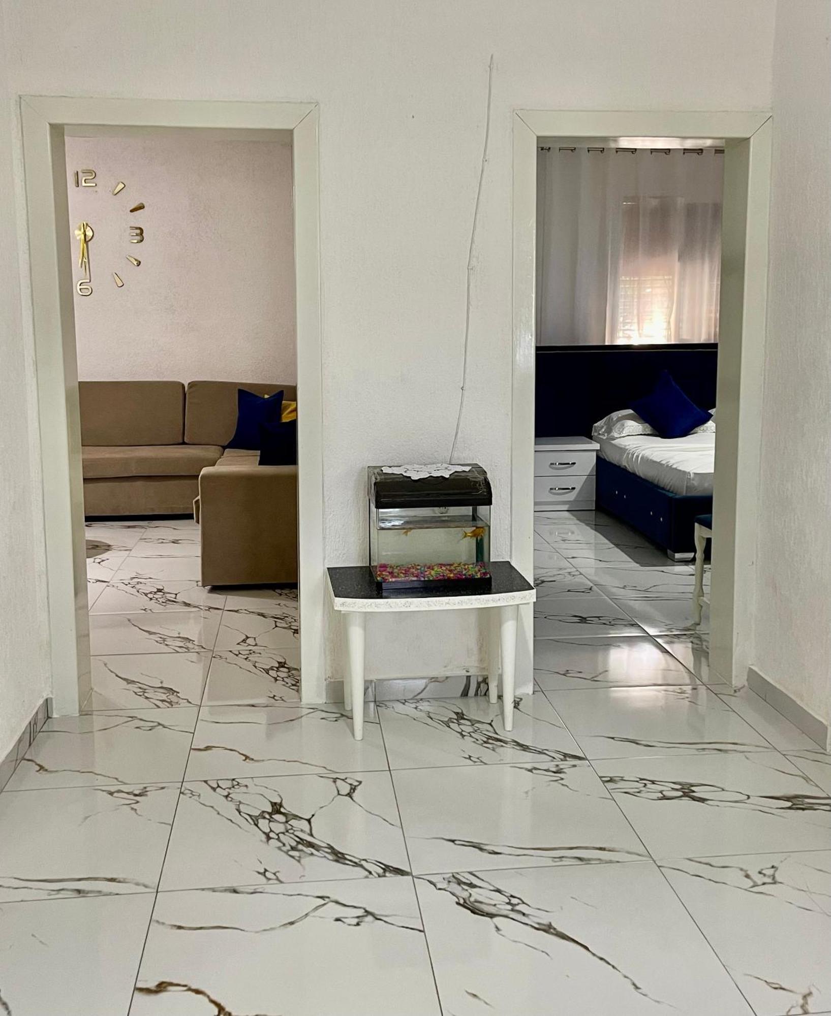 Guest House Dea Vlorë 外观 照片