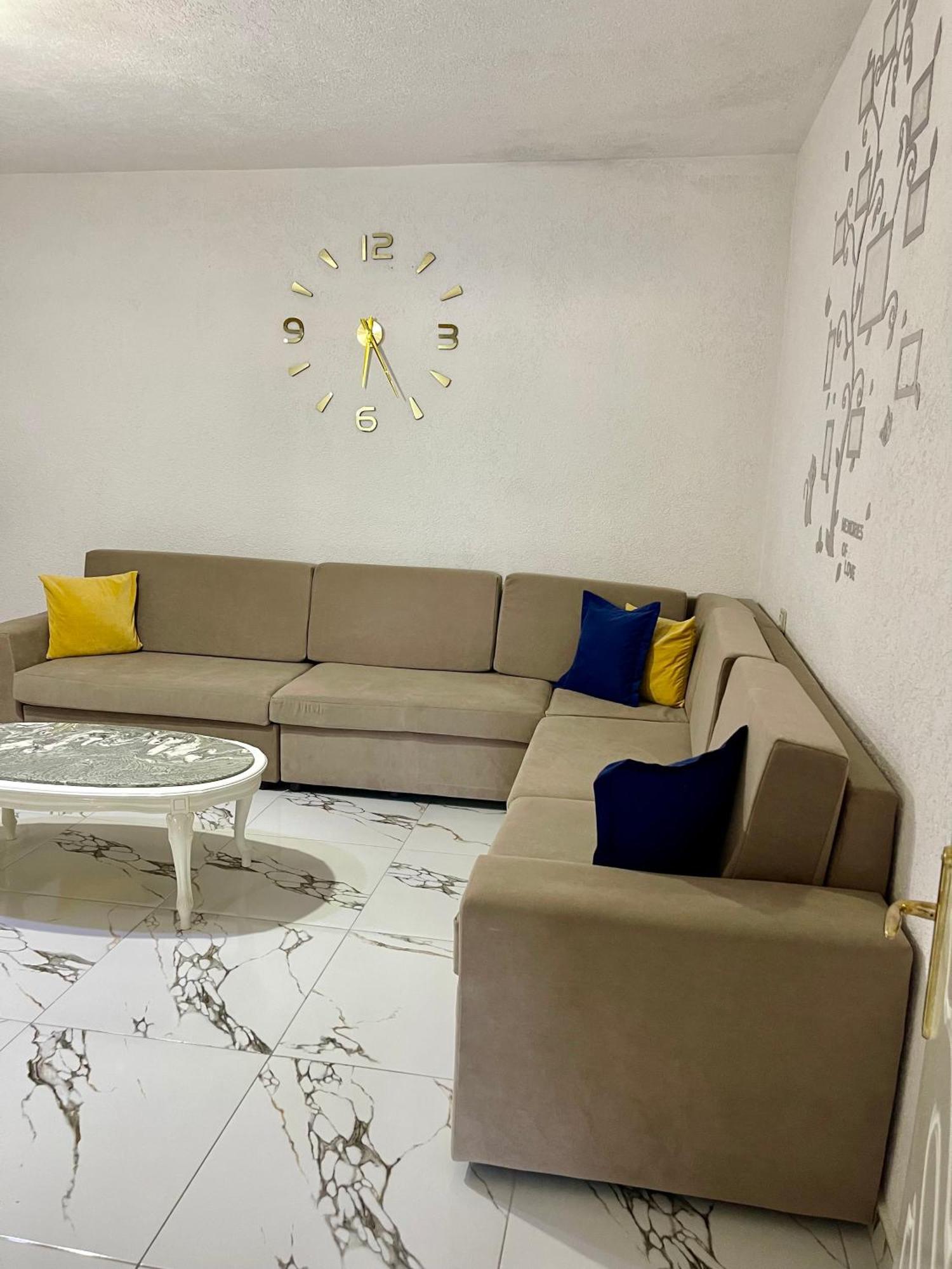 Guest House Dea Vlorë 外观 照片