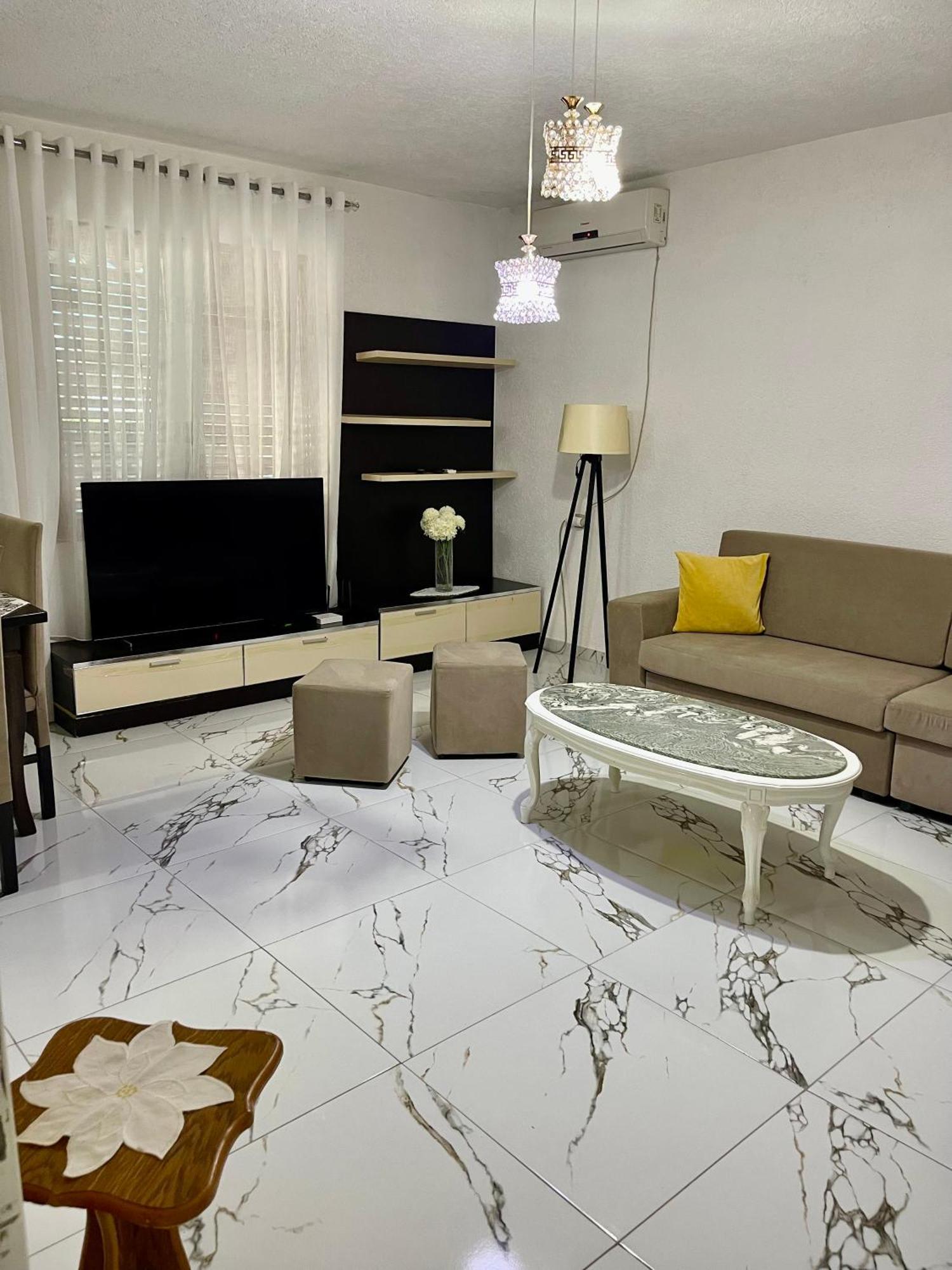 Guest House Dea Vlorë 外观 照片