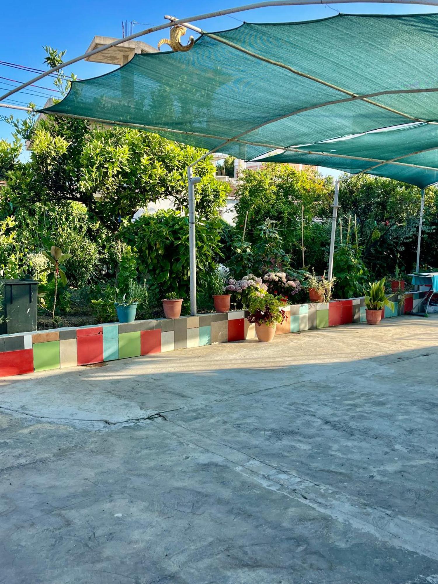 Guest House Dea Vlorë 外观 照片