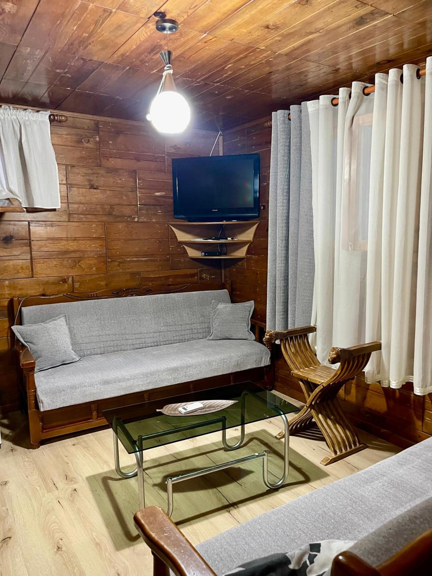 Guest House Dea Vlorë 外观 照片