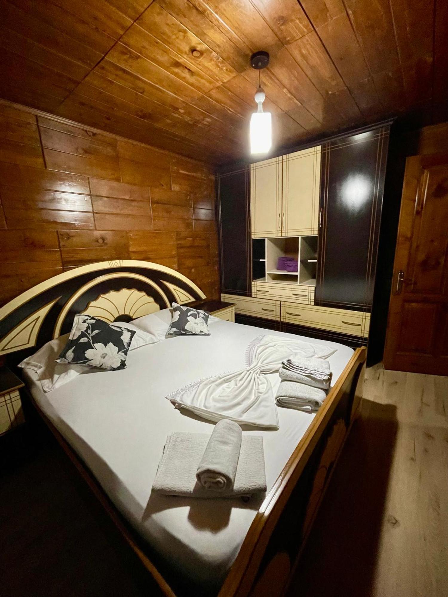 Guest House Dea Vlorë 外观 照片
