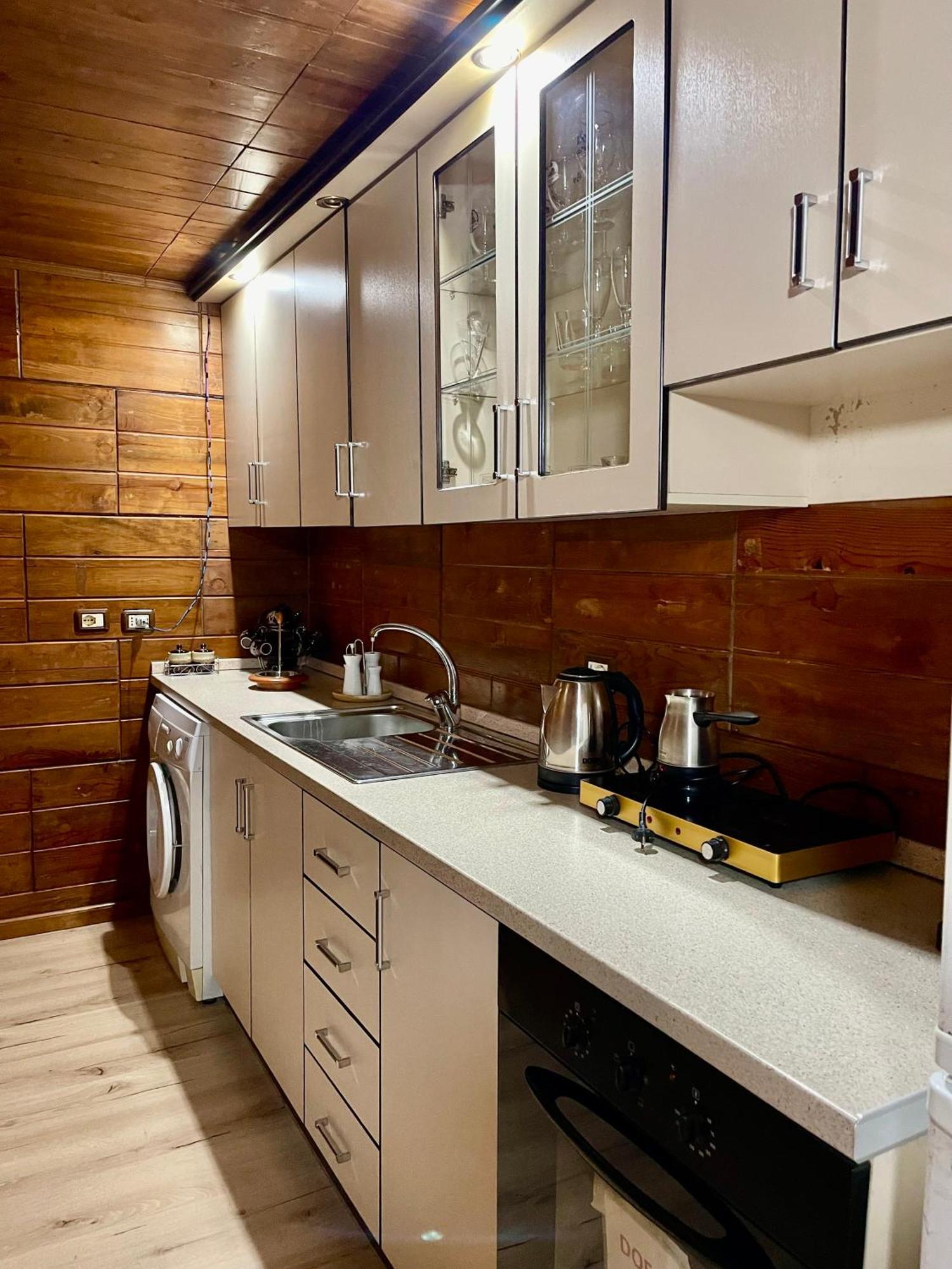 Guest House Dea Vlorë 外观 照片